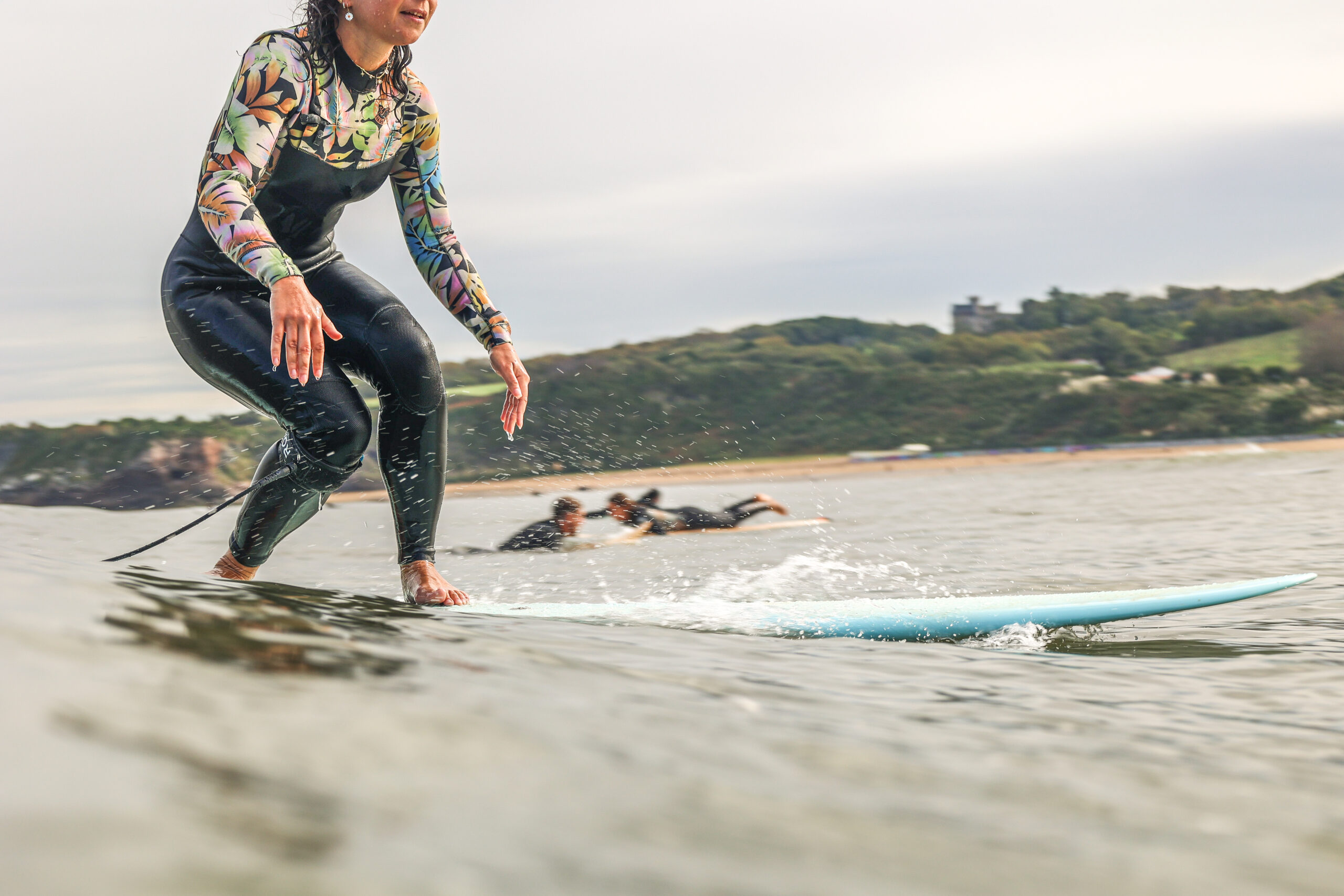 Outdoors with Lau longboard surf