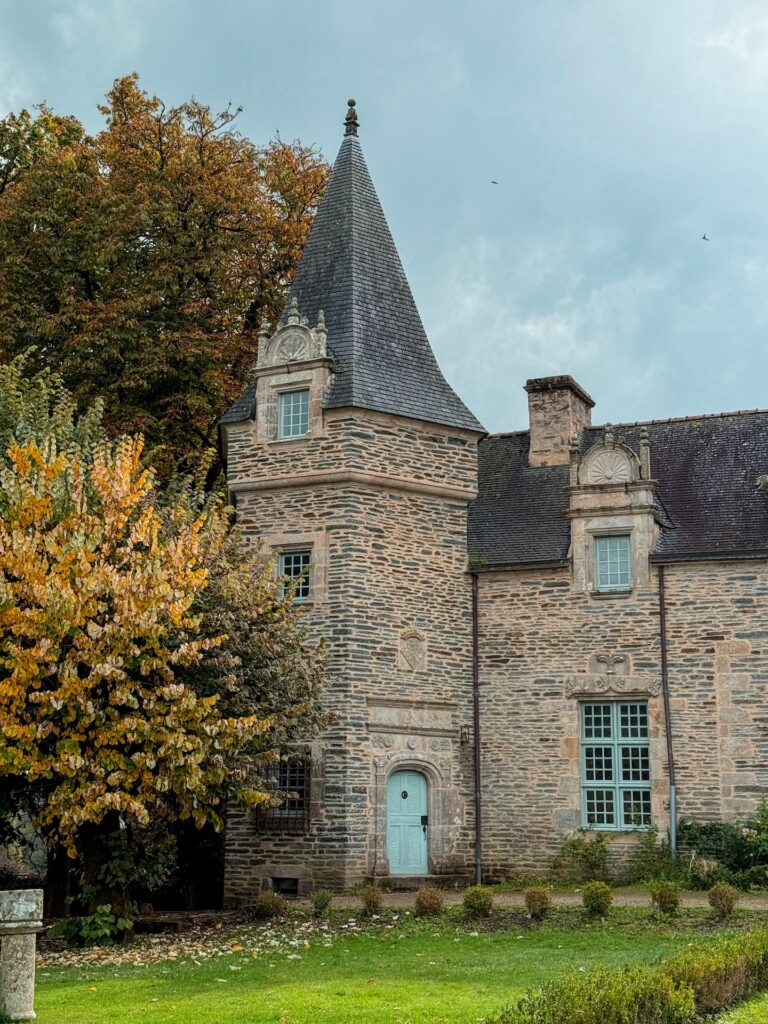 Le village de Rochefort en Terre roadtrip Bretagne