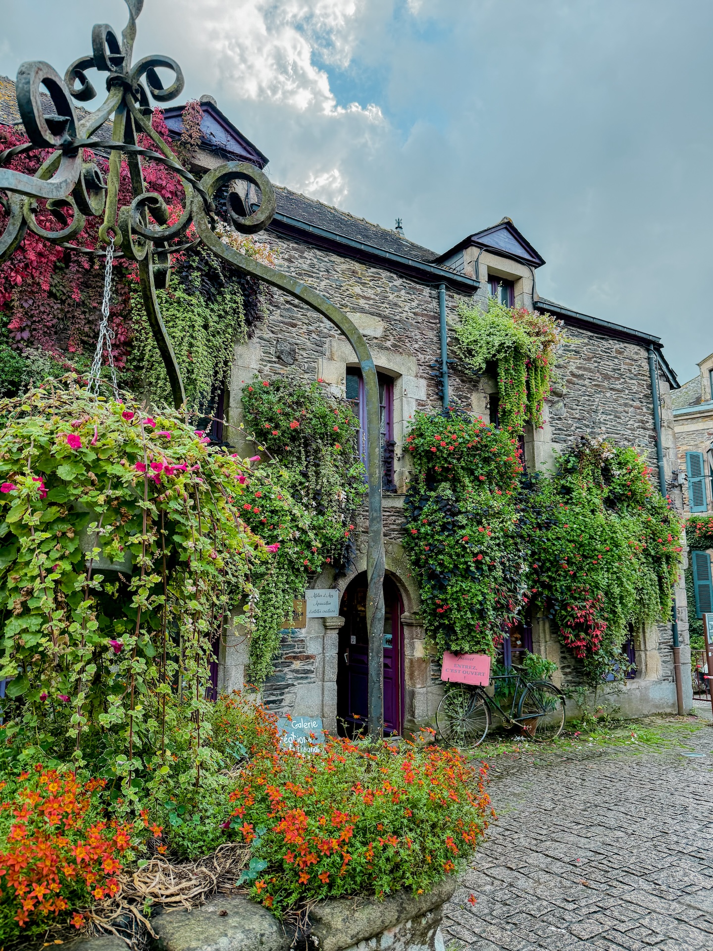 Le village de Rochefort en Terre roadtrip Bretagne