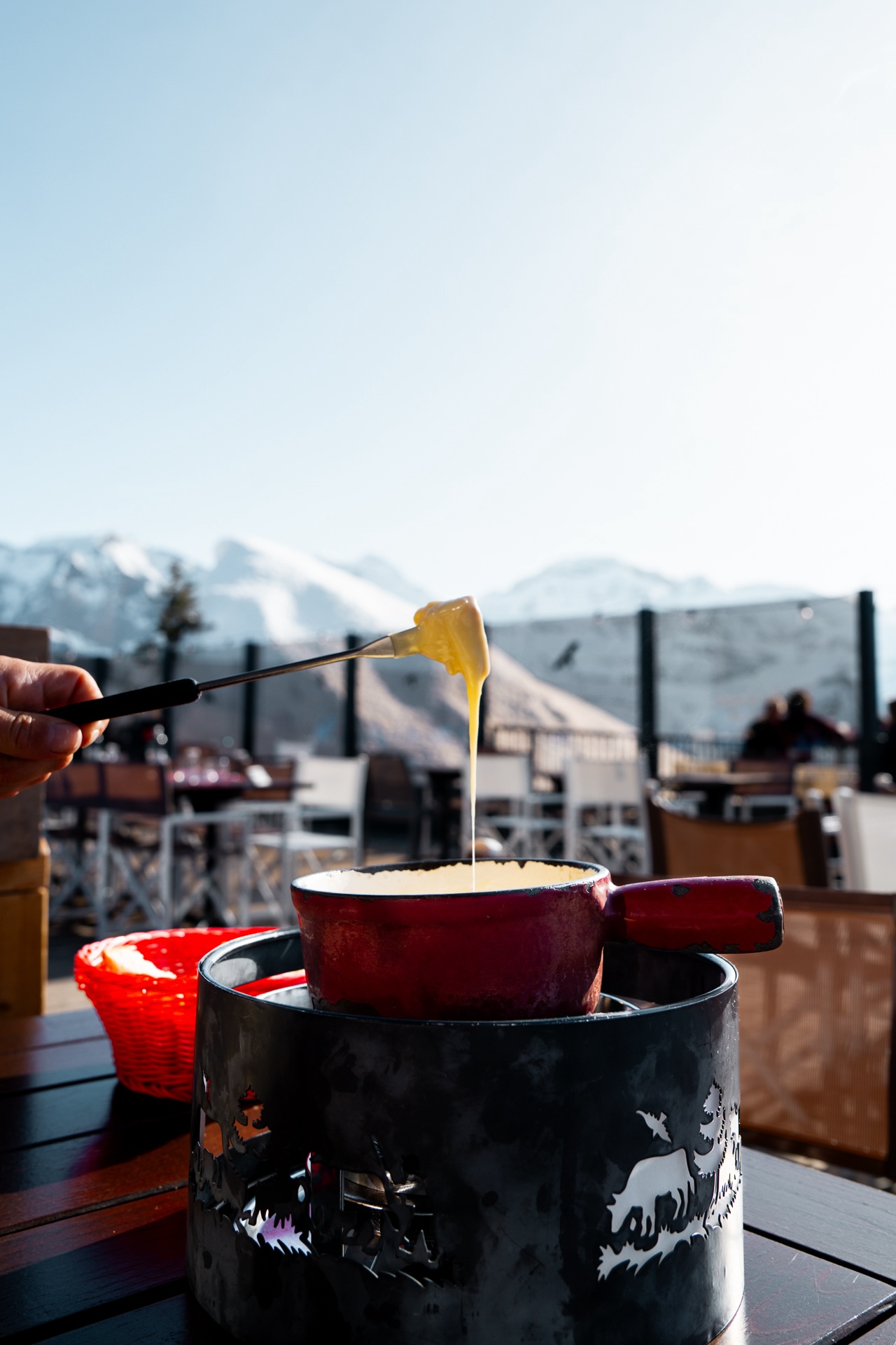 Fondue suisse au restaurant de la Croix de Culet à Champéry